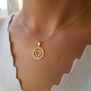 Изысканное ожерелье с подвеской в виде цветка Солнца из нержавеющей стали, Золотое колье с круглым вырезом, женское ожерелье, Бижутерия, женские аксессуары